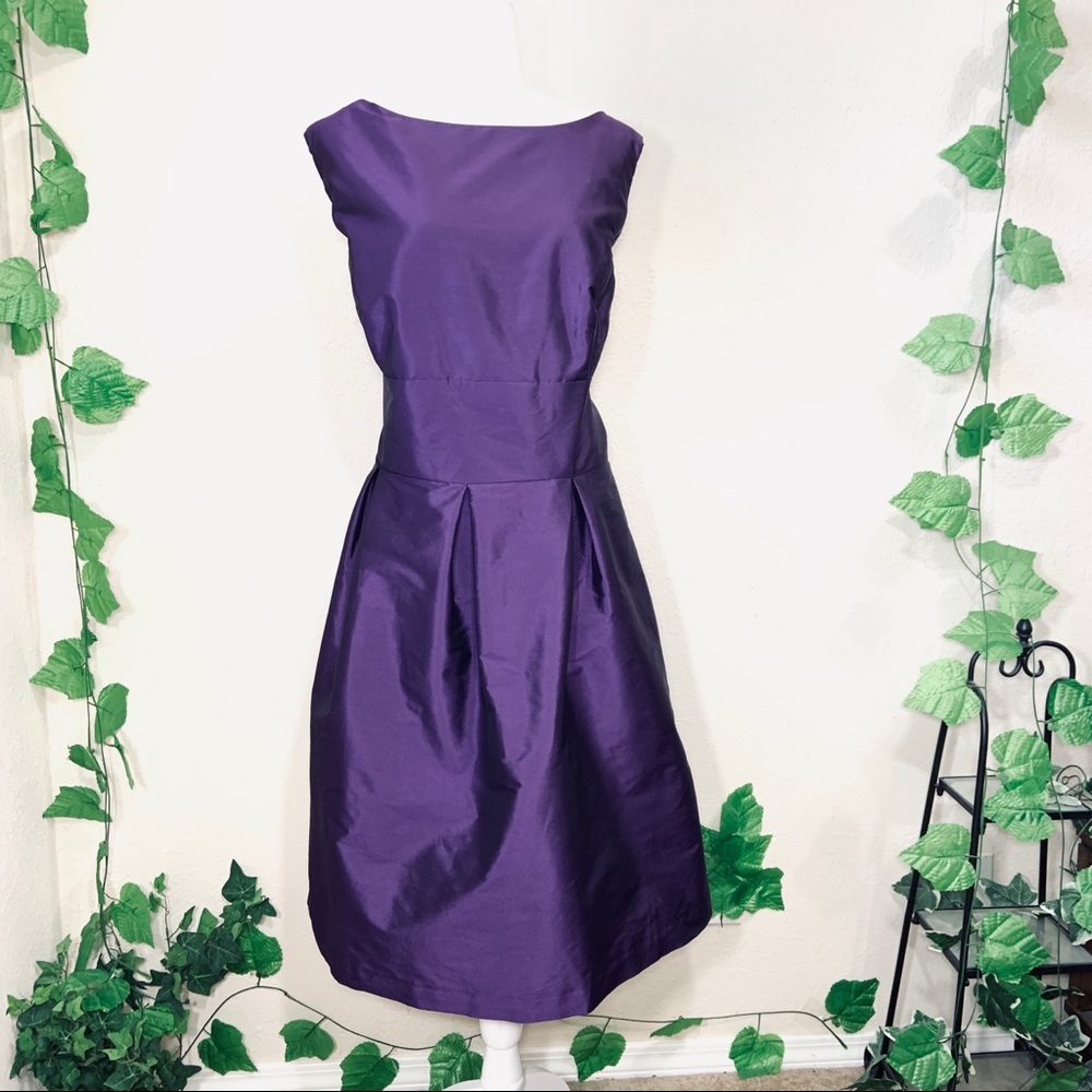 Elegant Purple Sleeveless Fit-and-Flare Dress - Picture 5 of 8